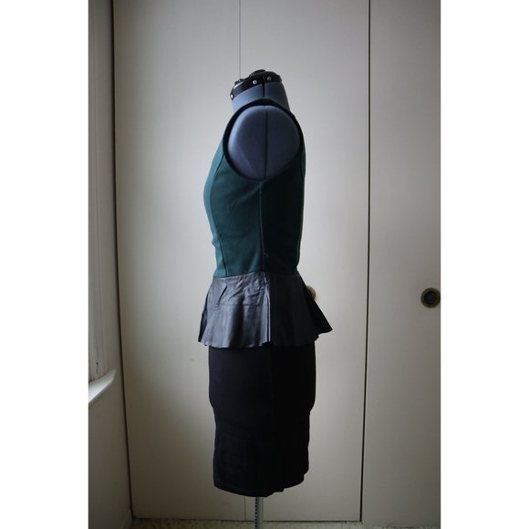 Lady Dutch Elegant Body Con Dress - Picture 3 of 8